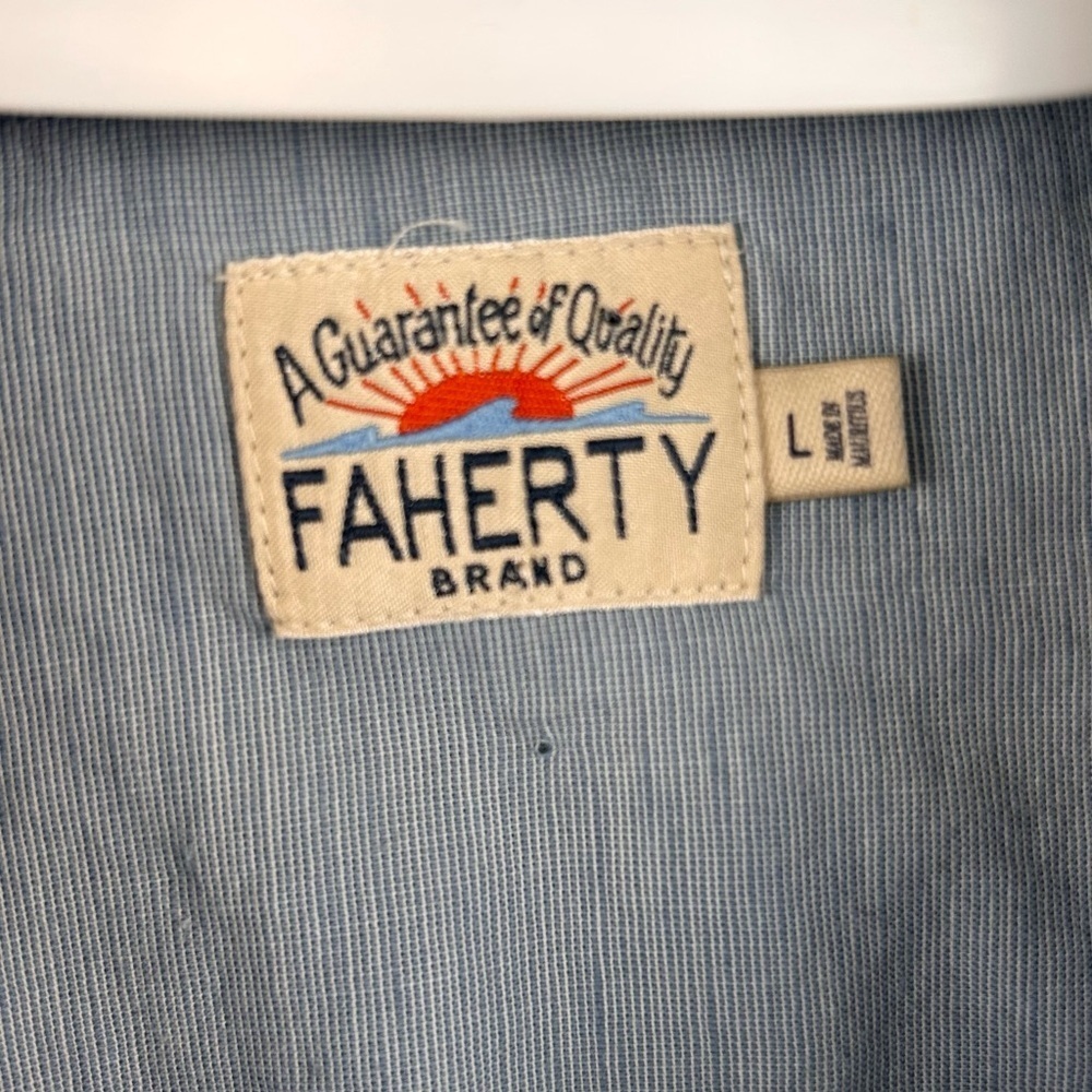 Faherty Linen Blend Button Down Shirt Men’s Large Light Blue Coastal Beach - Picture 3 of 10